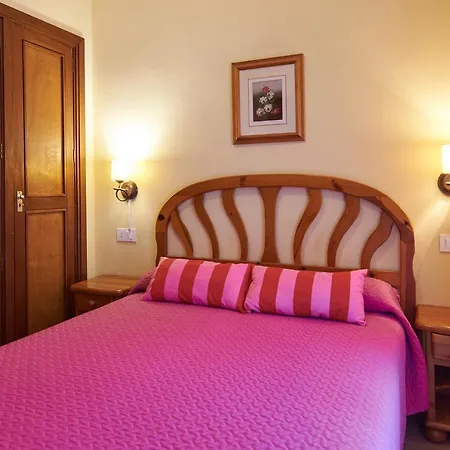 La Casona De Mestas