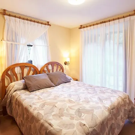 ホテル La Casona De Mestas 2*