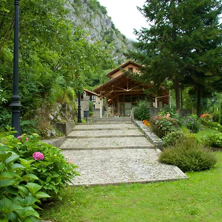 La Casona De Mestas
