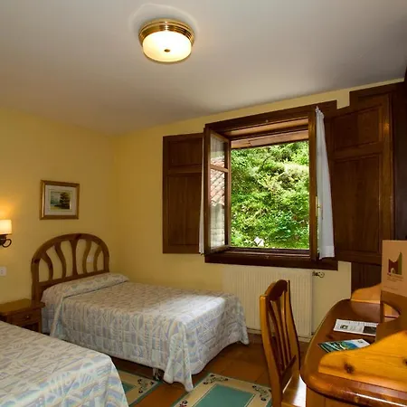 La Casona De Mestas Hotel Ponga