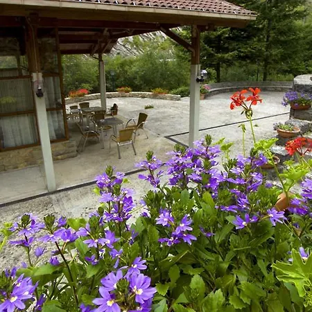 La Casona De Mestas 2* Ponga